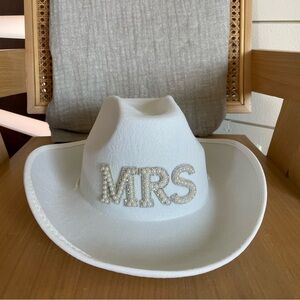 Mrs. Bride Cowboy Hat